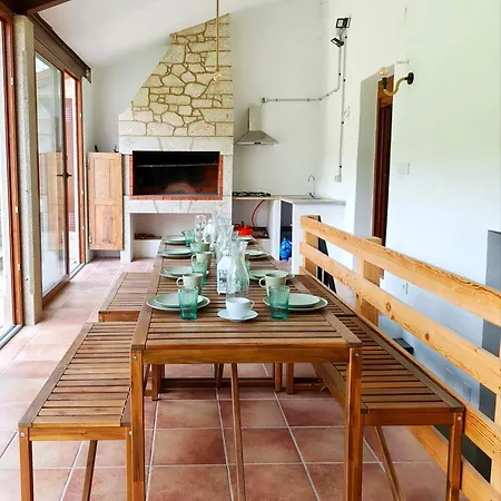 Casa Grille Holiday home Cee